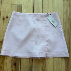 Steve Madden light pink skort! Size 2 - NWT!